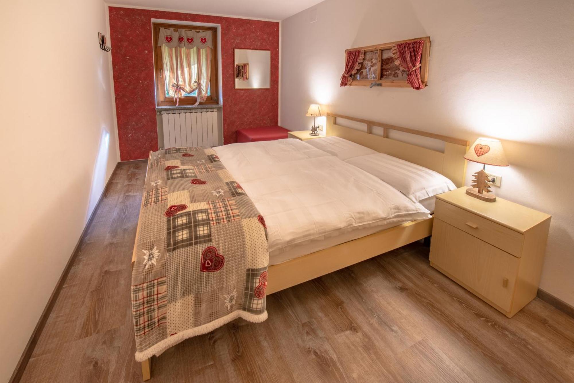 Appartamenti Casavacanzepejo Cogolo Room photo